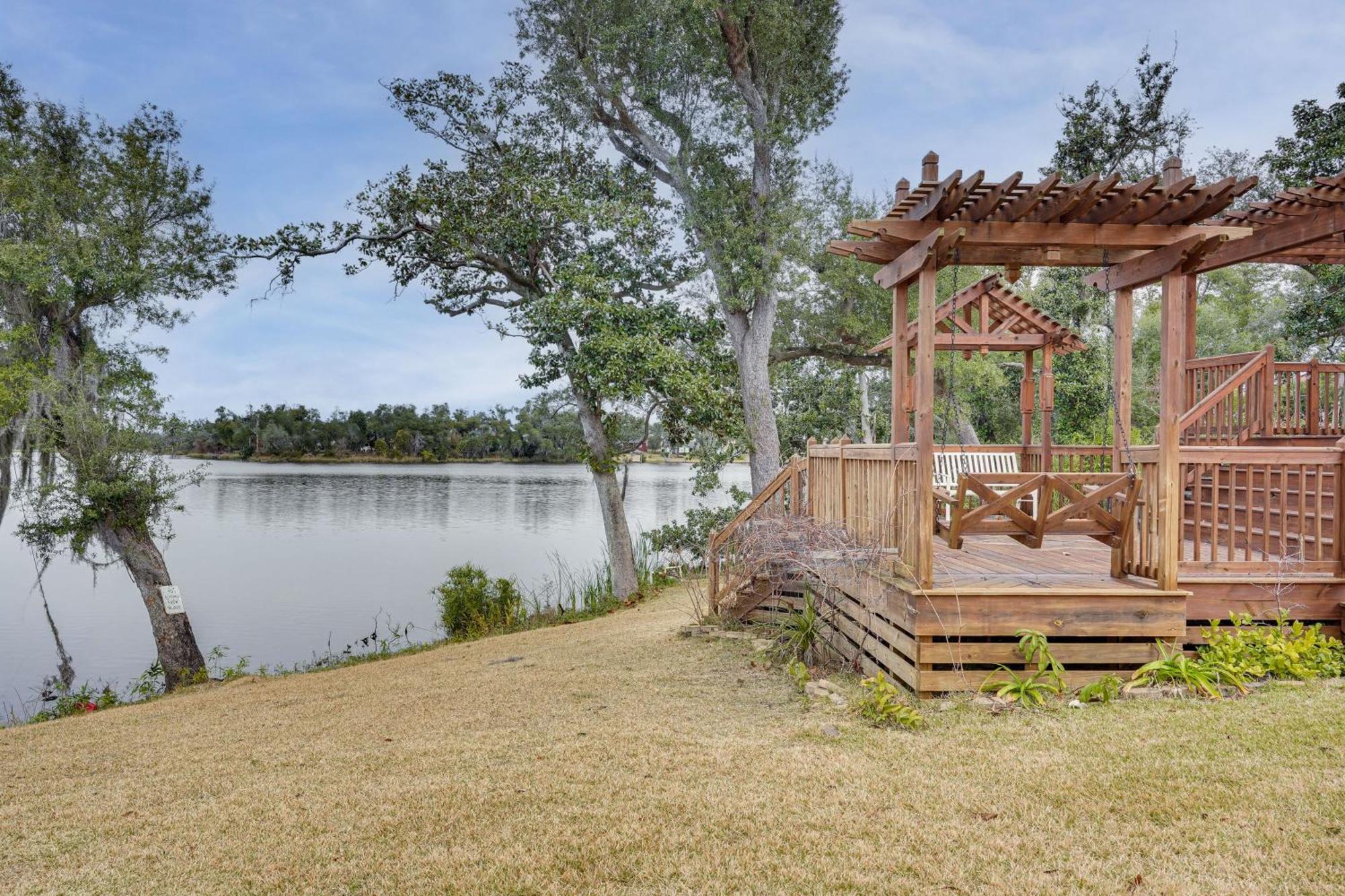 Lakefront Panama City Studio With Hot Tub Access Buitenkant foto