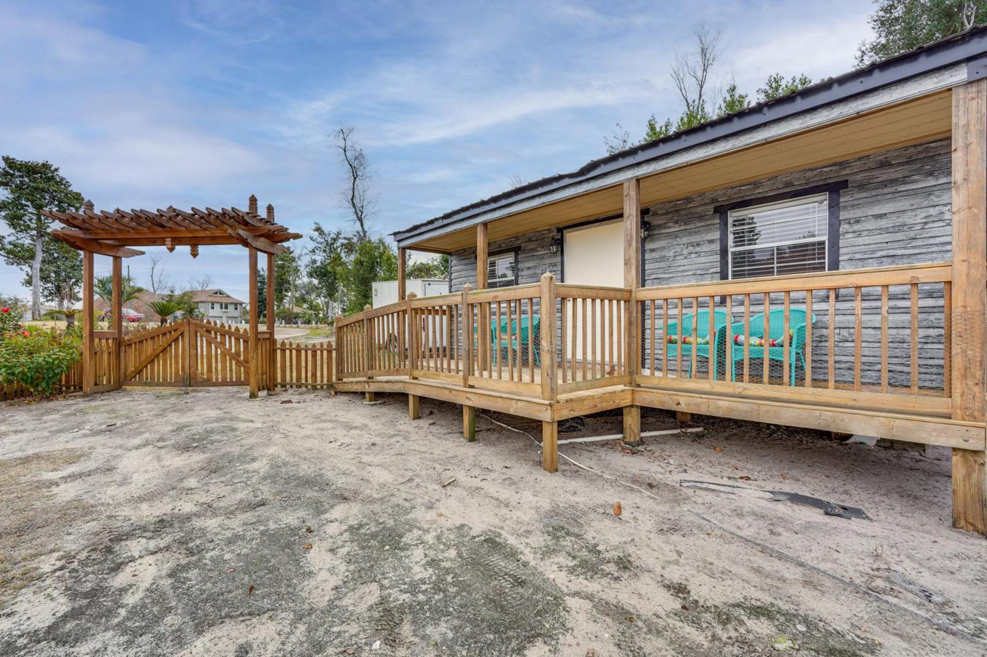 Lakefront Panama City Studio With Hot Tub Access Buitenkant foto